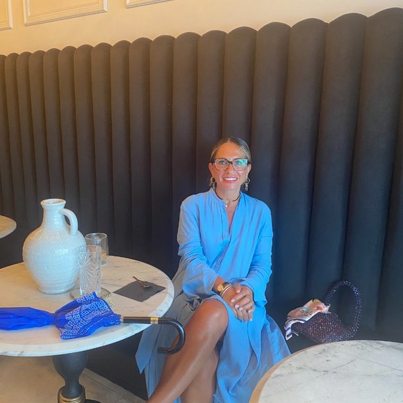 Meet your Posher, Rita - Picture 1 of 2